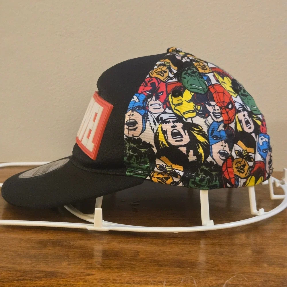 Marvel Avengers Kids Snapback Hat Black Multicolor Comic Print 326-05-0118 OSFM